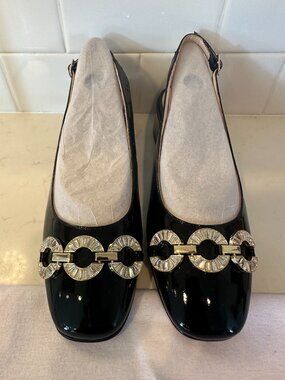 NEW Patricia Green Patent Leather Slingback Pump Black with Crystal Size 7